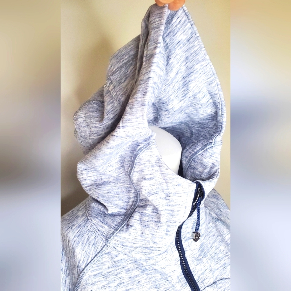 Lululemon Size 4 Blue and Gray Casual Zip-Up Jacket - Picture 9 of 11